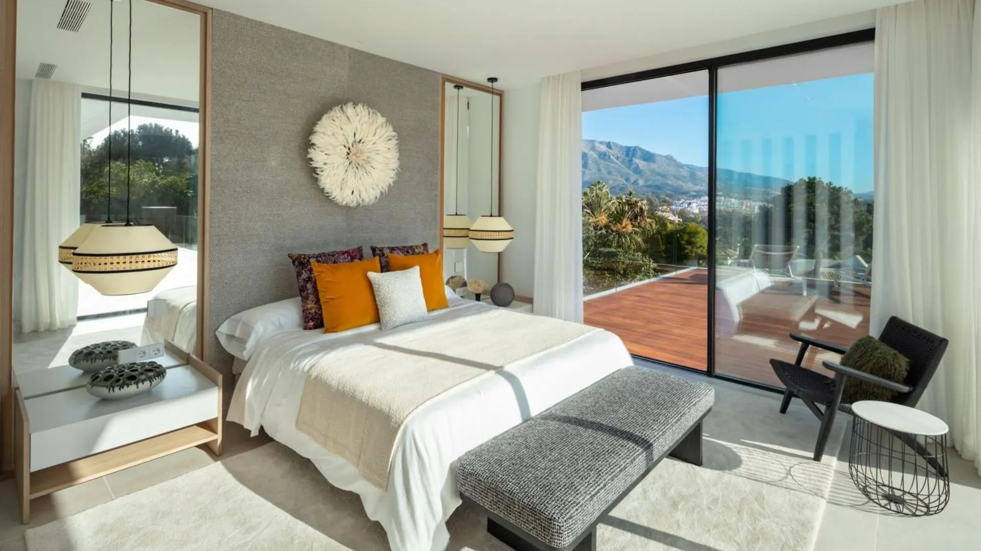 Vacation Marbella I Villa Almost Heaven, New Built Villa, Rooftop Jacuzzi, Infinity Heated Pool Spanyolország